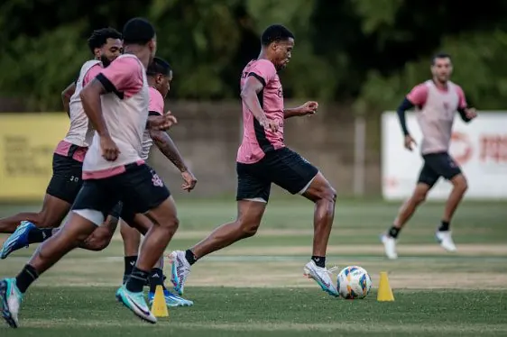 Patrocinado pela Betsat, Vitória se prepara para o Campeonato Baiano